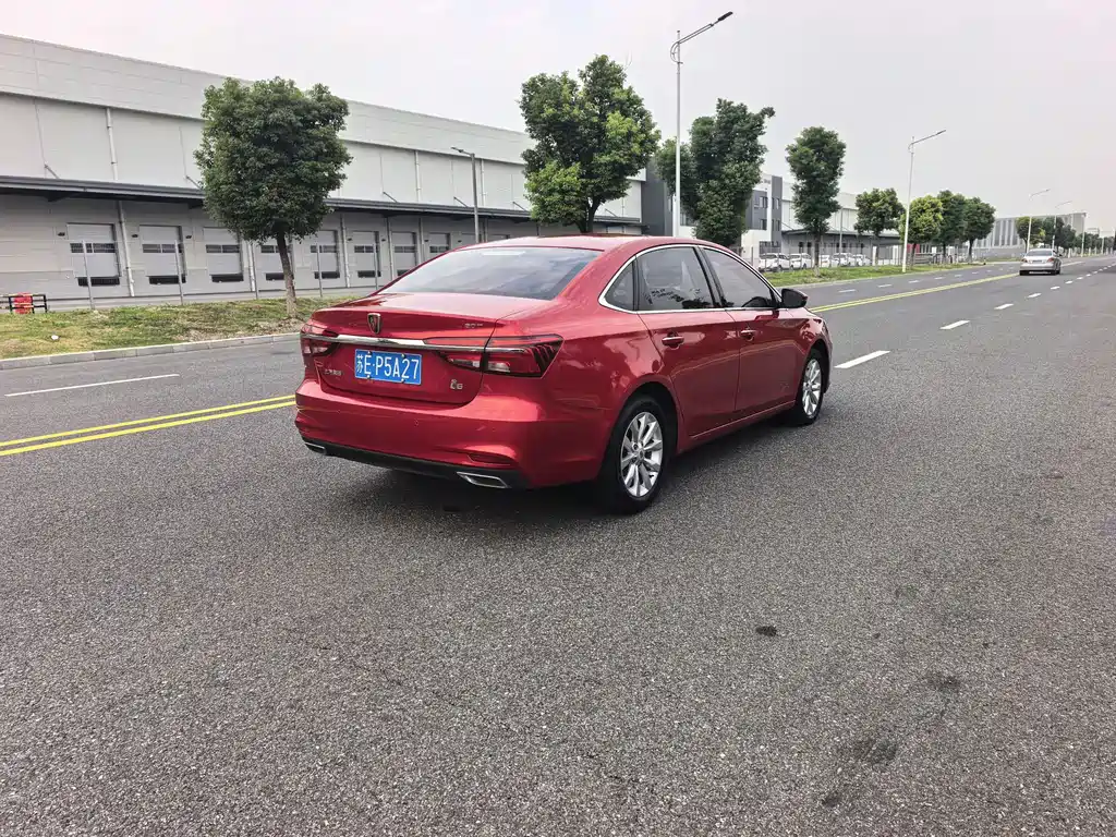 Roewe i6 Classic — миниатюра 12
