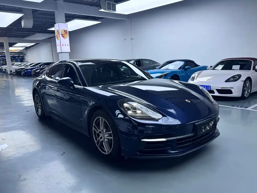 Porsche Panamera — миниатюра 3