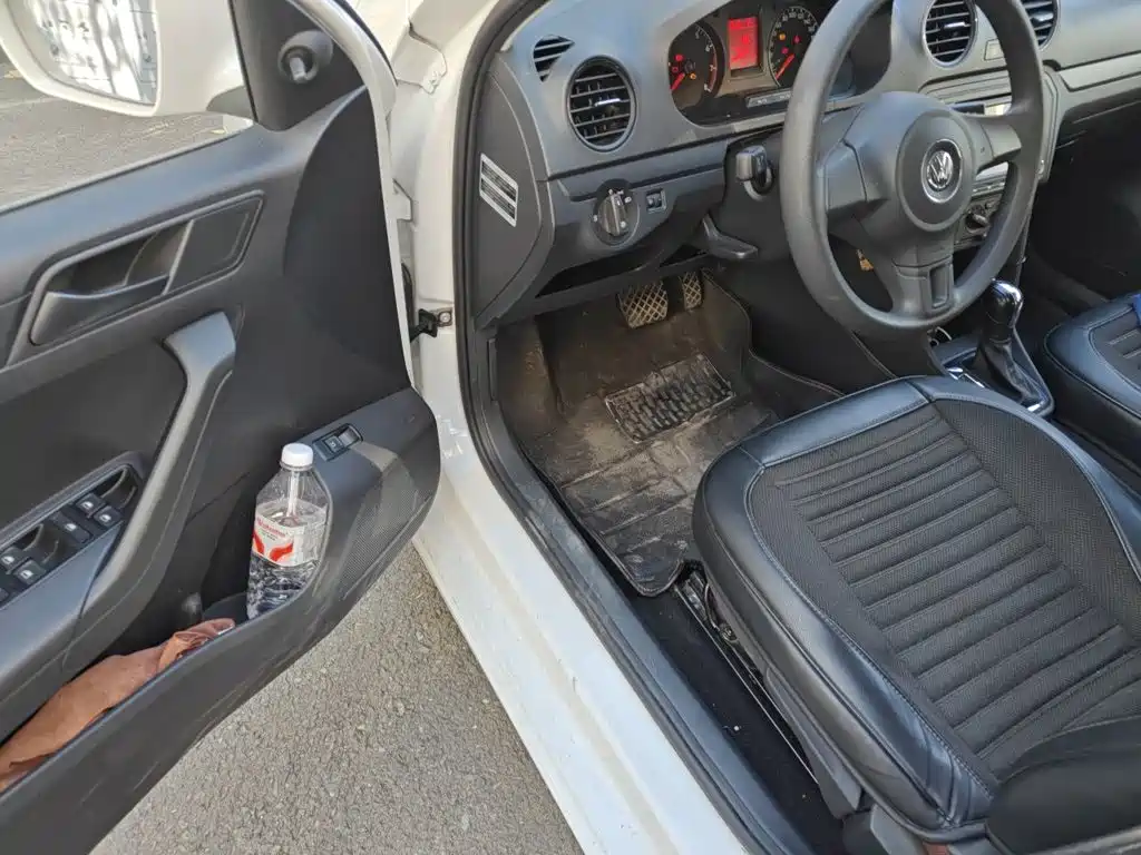 Volkswagen Jetta — миниатюра 12