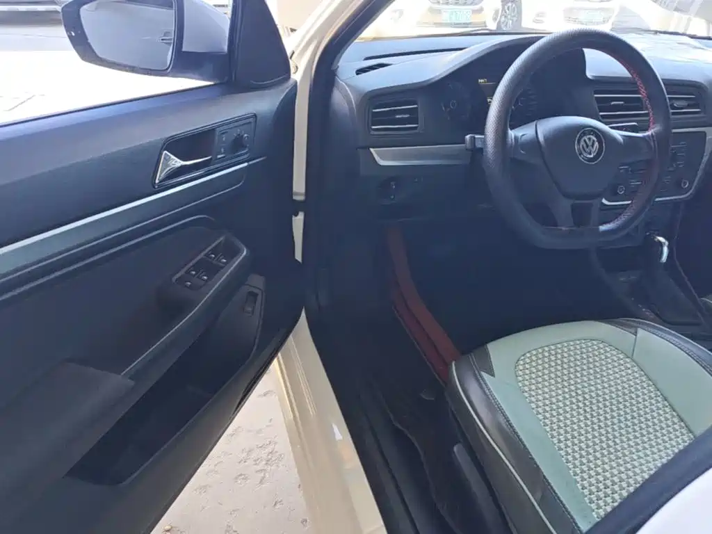 Volkswagen Lavida — миниатюра 15