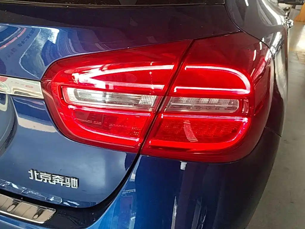 Mercedes-Benz GLA — миниатюра 8