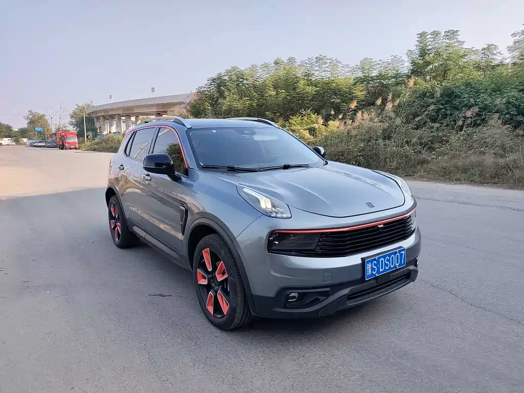 Lynk & Co 01 — миниатюра 3