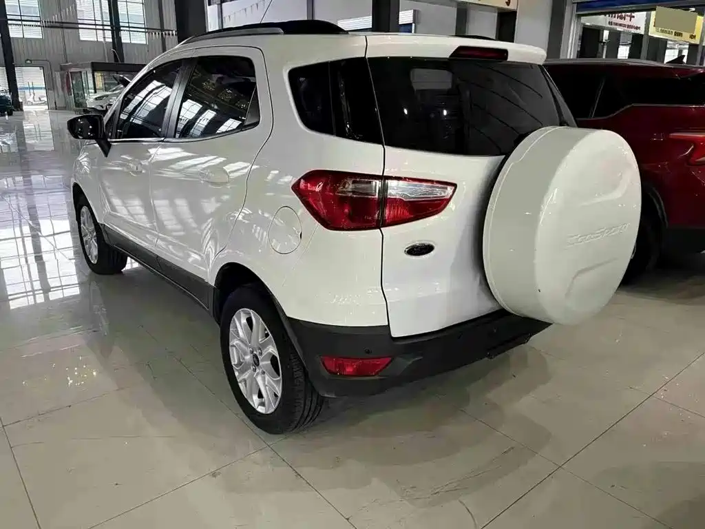 Ford Ecosport — миниатюра 7