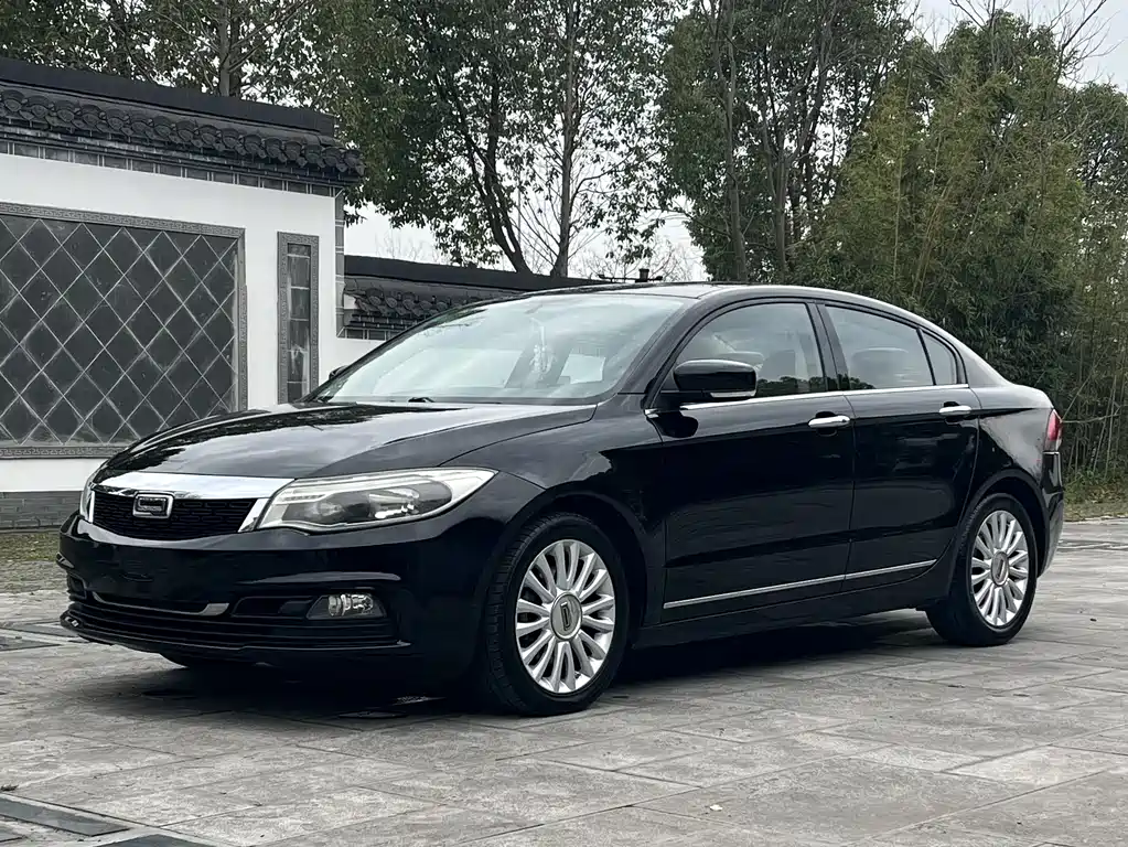 Qoros Qoros 3 2016