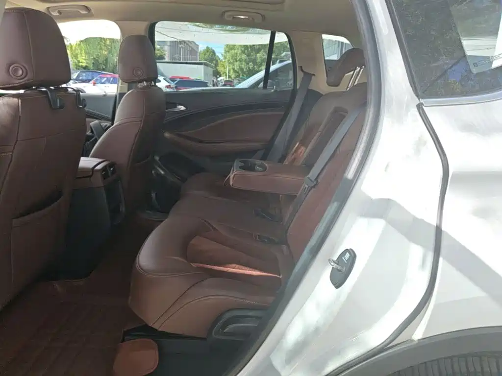 Buick Envision Plus — миниатюра 22