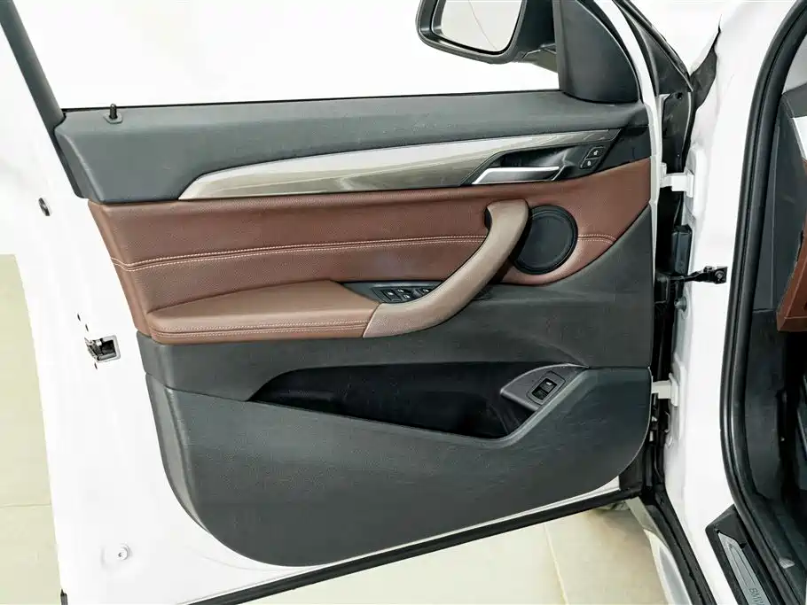 BMW X1 — миниатюра 16