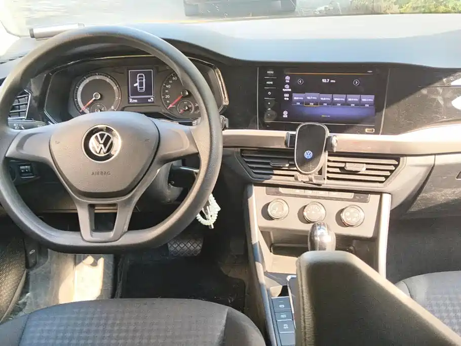 Volkswagen Bora — миниатюра 12