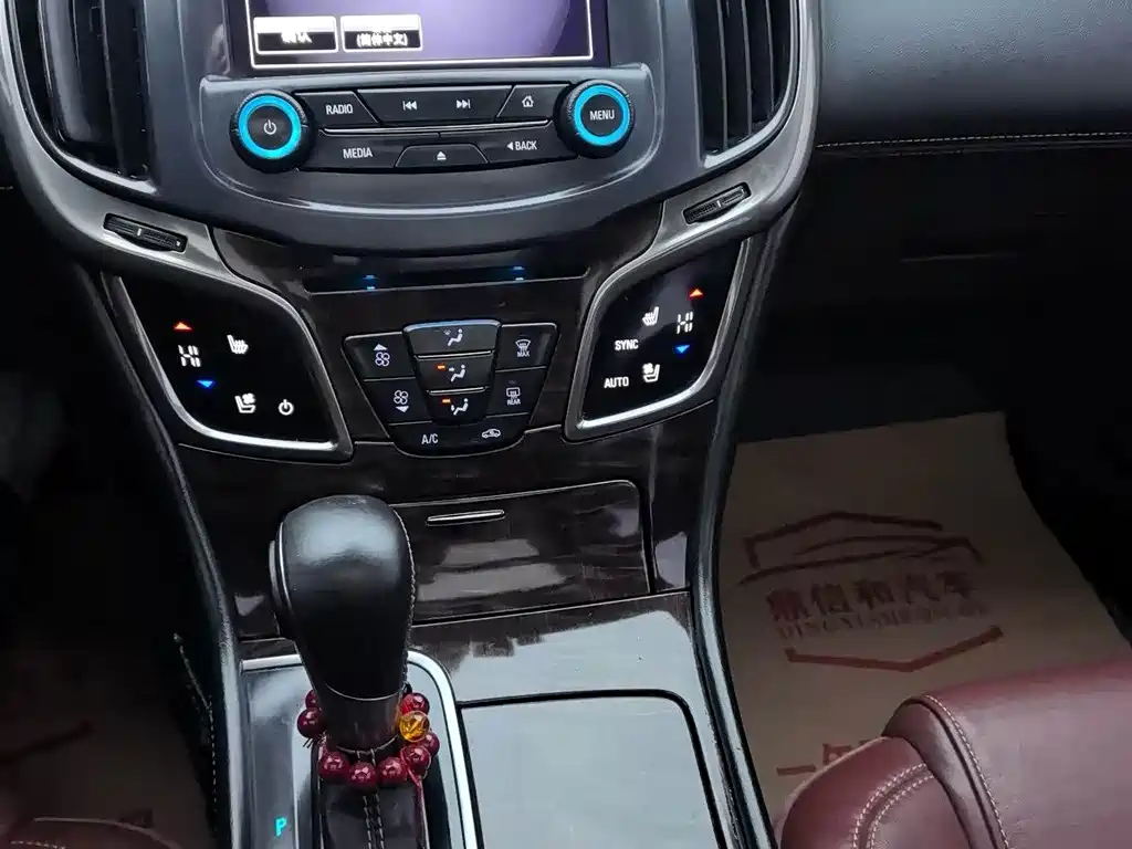 Buick LaCrosse — миниатюра 6