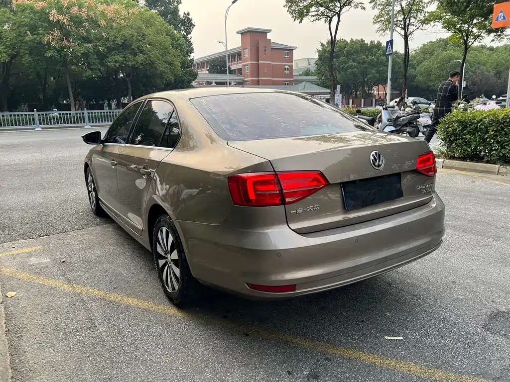 Volkswagen Sagitar — миниатюра 5