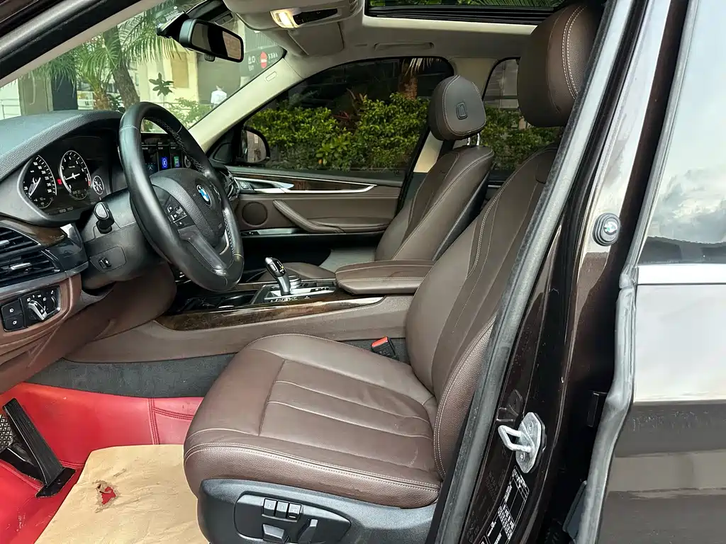 BMW X5 (Import) — миниатюра 23