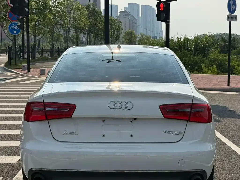 Audi A6L — миниатюра 7