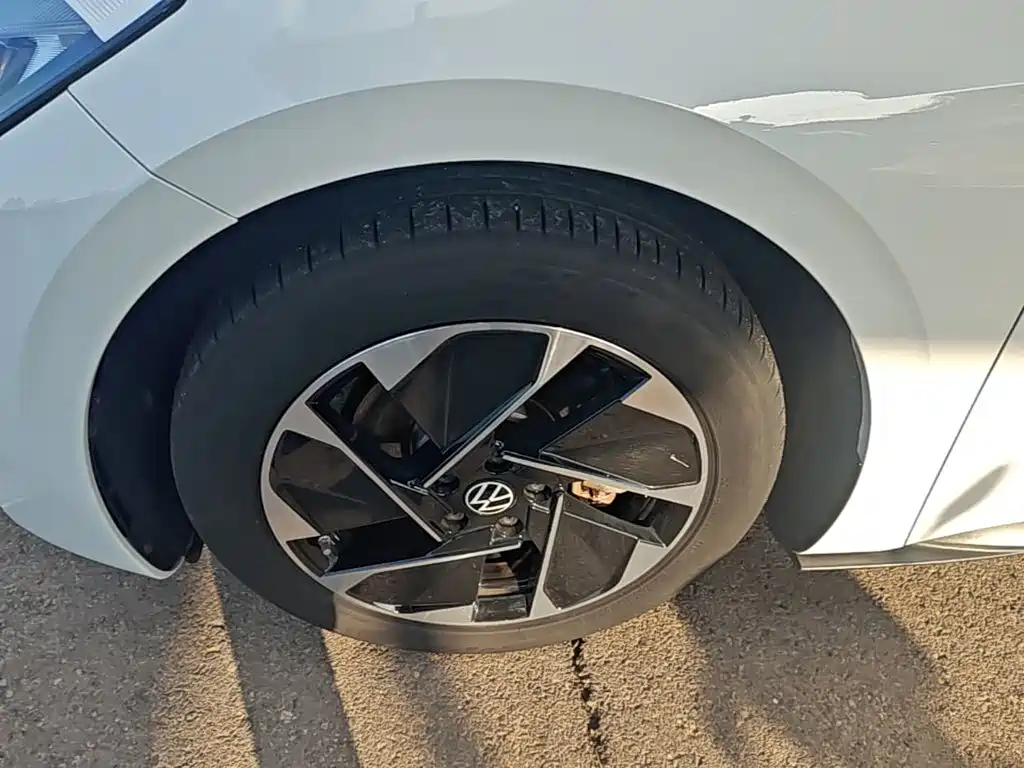 Volkswagen ID.3 — миниатюра 23