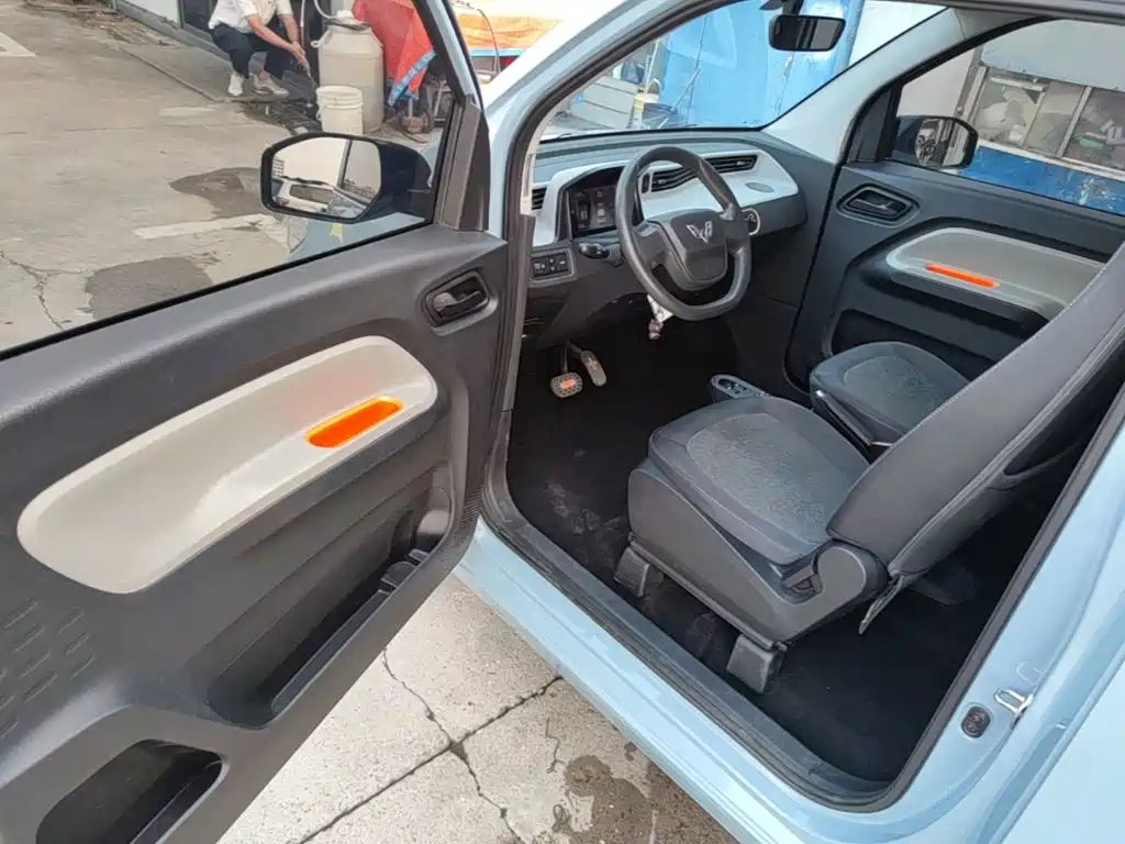 Wuling MINIEV — миниатюра 16
