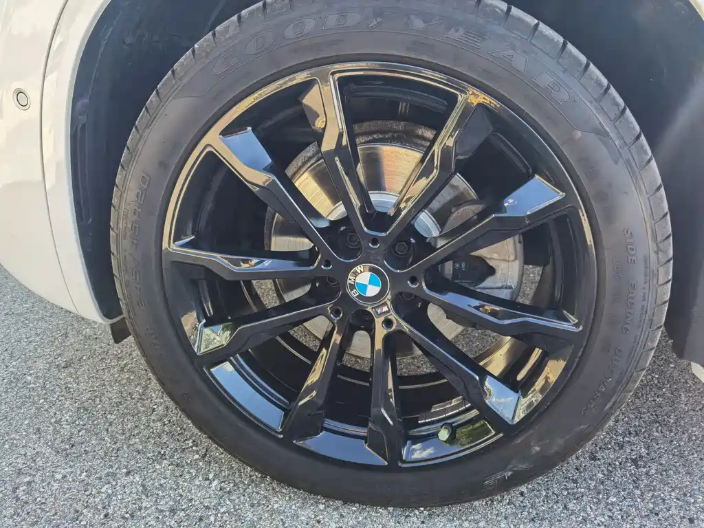 BMW X3 — миниатюра 21