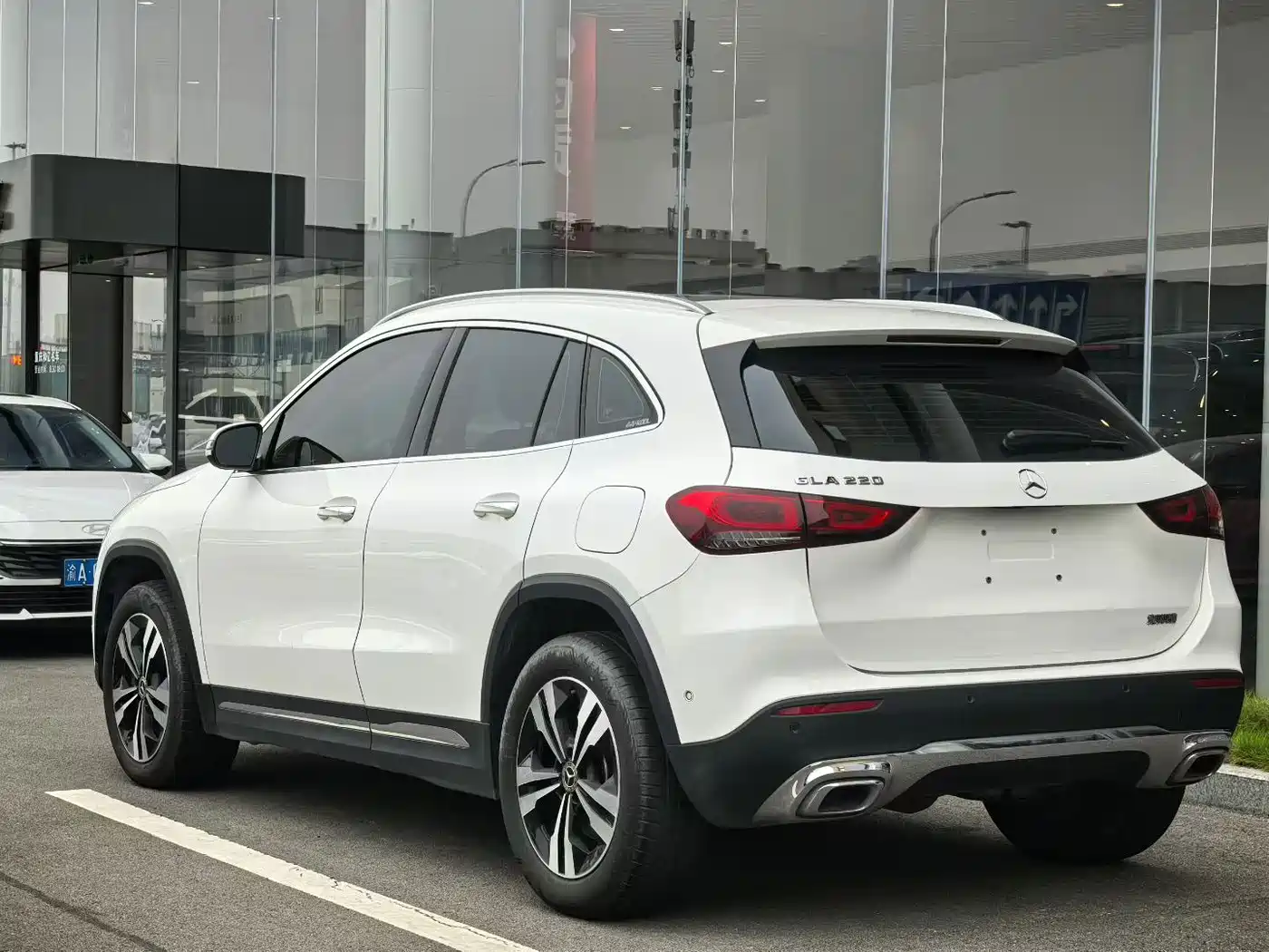 Mercedes-Benz GLA