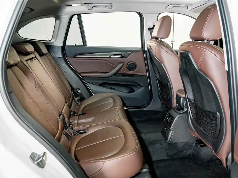BMW X1 — миниатюра 20