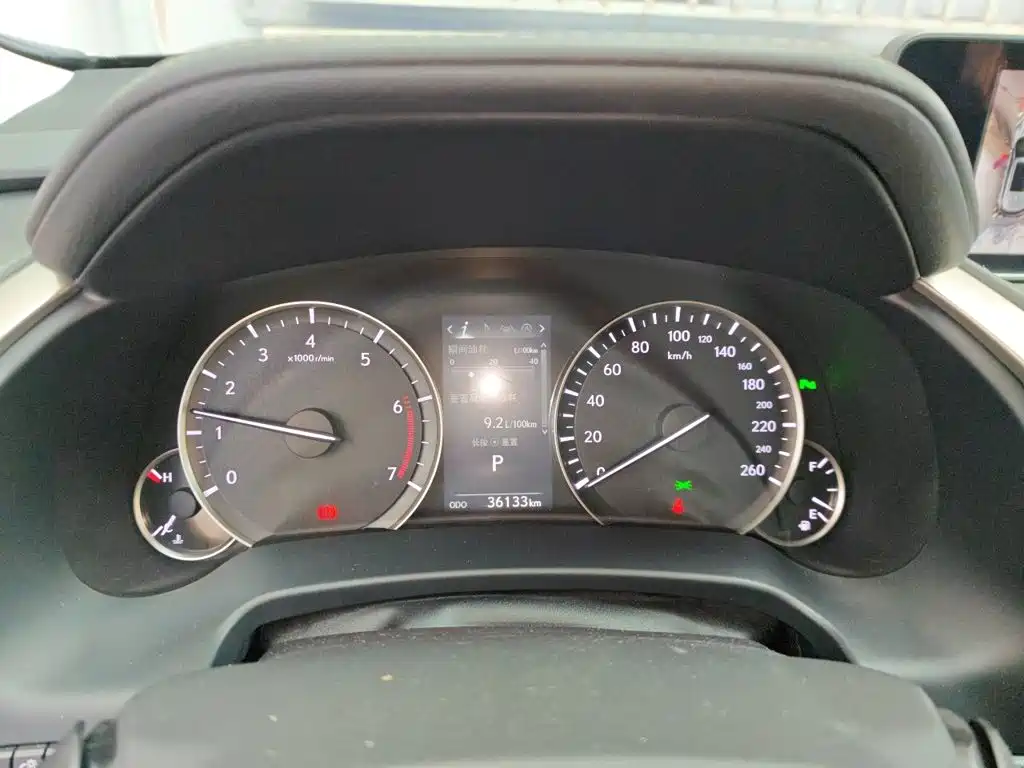 Lexus RX — миниатюра 7