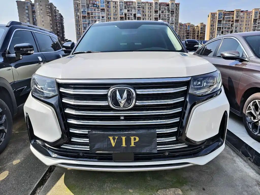 Changan CS95 — миниатюра 2