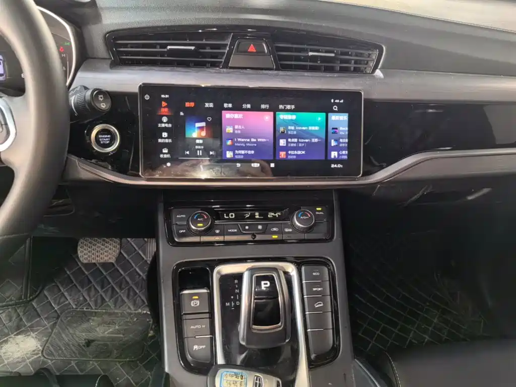 Geely Boyue — миниатюра 13