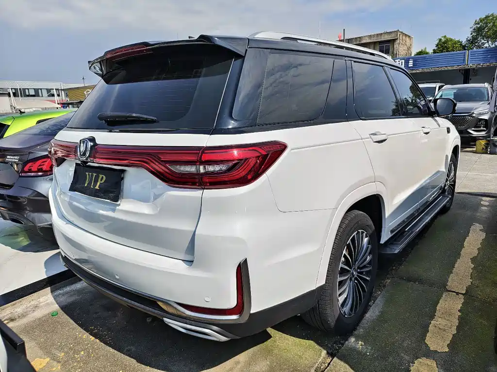 Changan CS95 — миниатюра 15