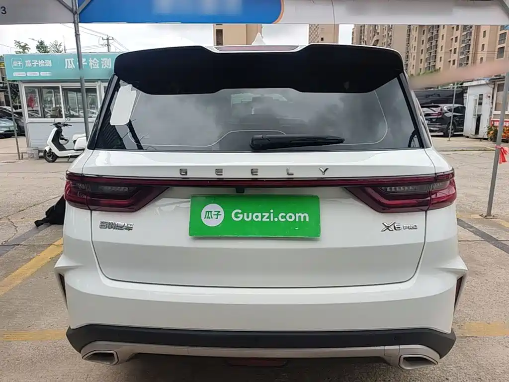 Geely Vision X6 — миниатюра 6