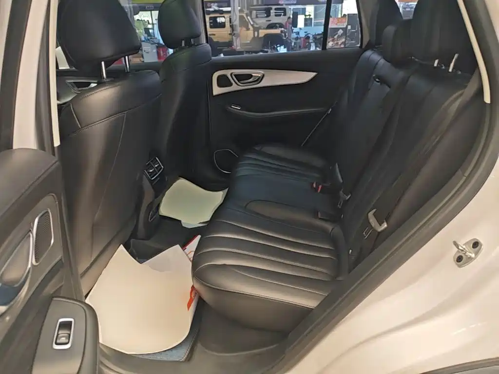 Roewe RX5 MAX — миниатюра 17