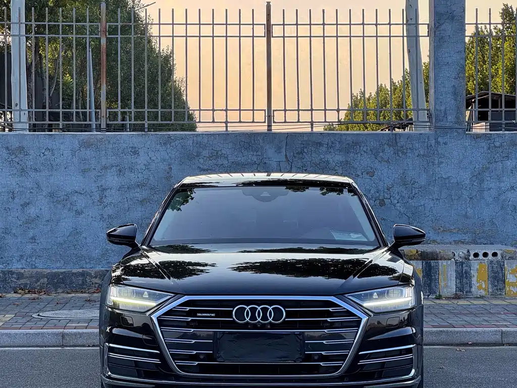 Audi A8 — миниатюра 2