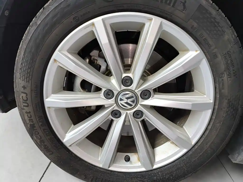Volkswagen Magotan — миниатюра 23