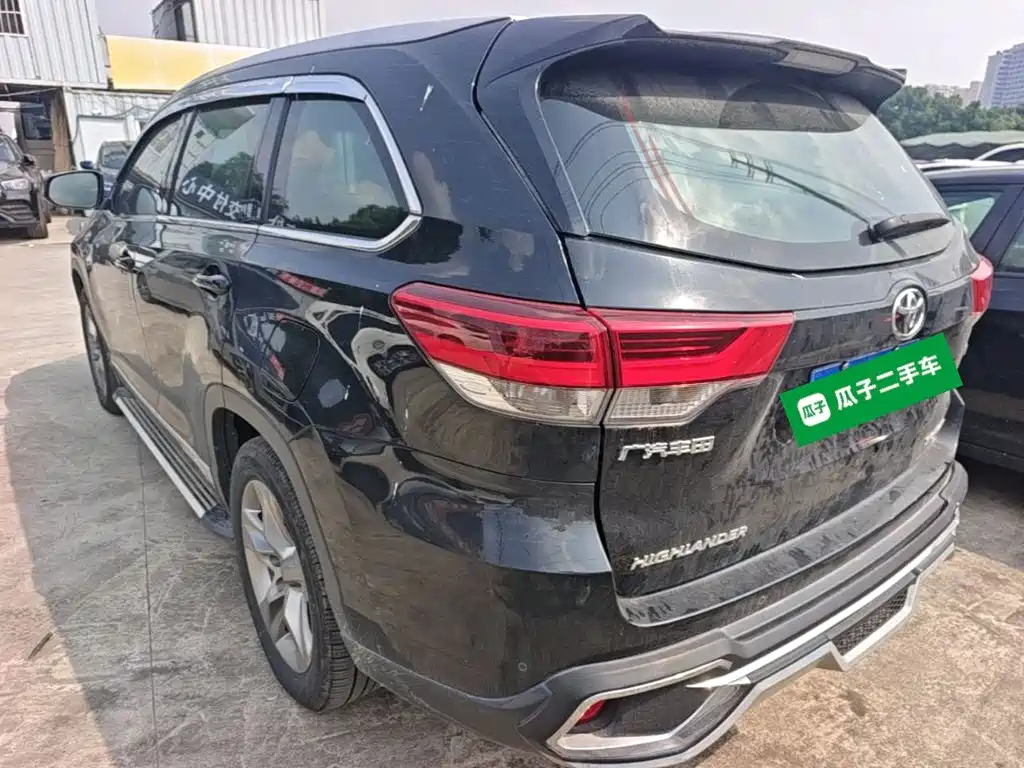 Toyota Highlander — миниатюра 5