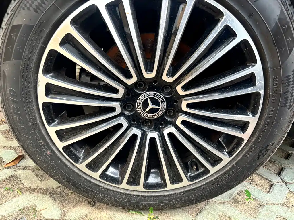 Mercedes-Benz GLC — миниатюра 23