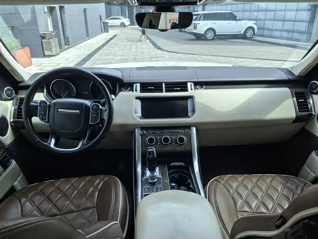 Land Rover Sport — миниатюра 6