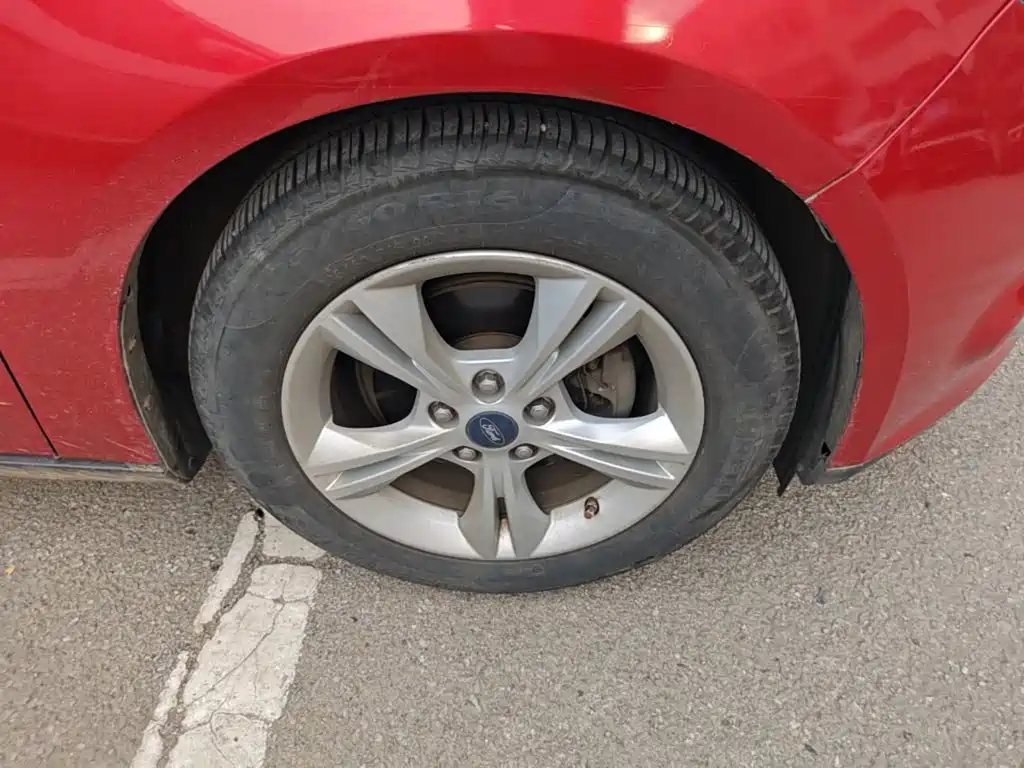 Ford Focus — миниатюра 12