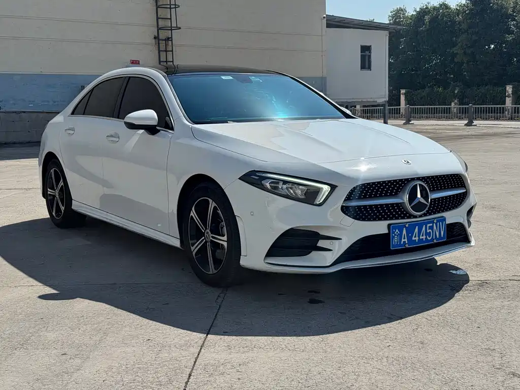 Mercedes-Benz A-Class — миниатюра 2