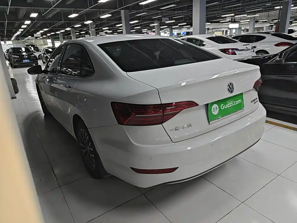 Volkswagen Sagitar — миниатюра 5