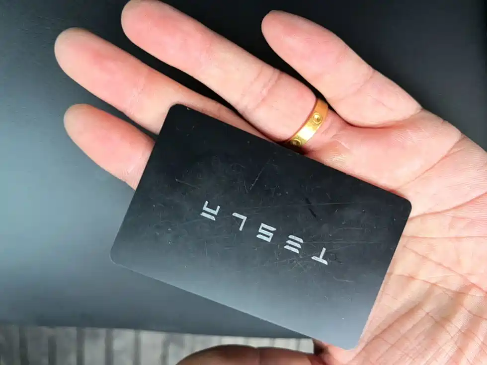 Tesla Model 3 — миниатюра 9