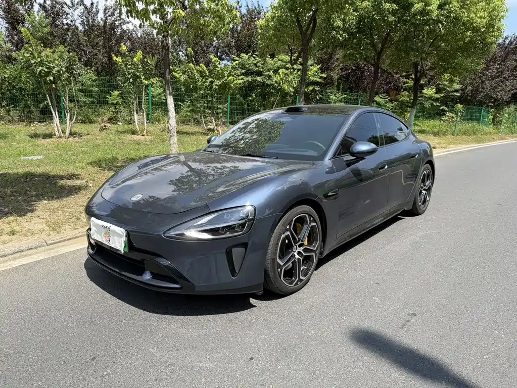 Xiaomi SU7