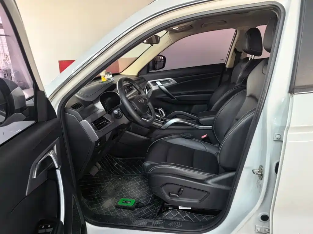 Geely Boyue — миниатюра 15
