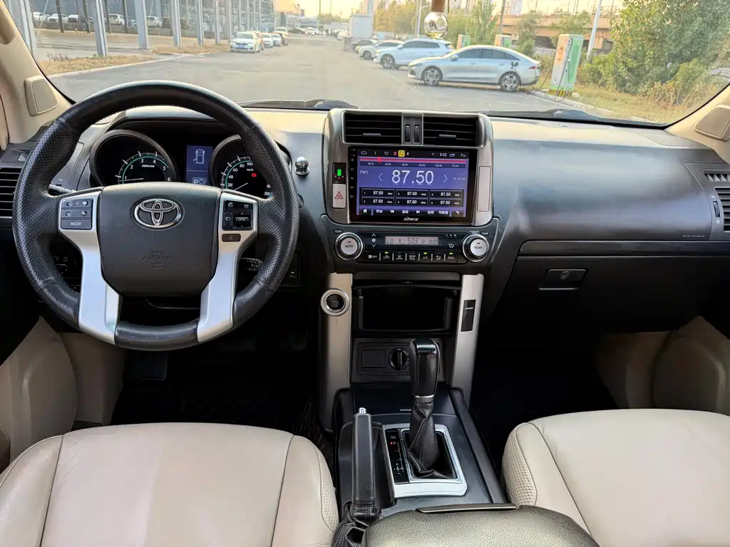 Toyota Prado — миниатюра 8