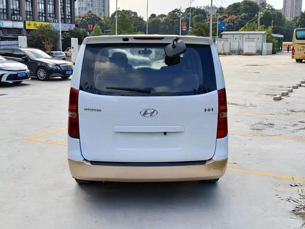 Hyundai H-1 — миниатюра 14