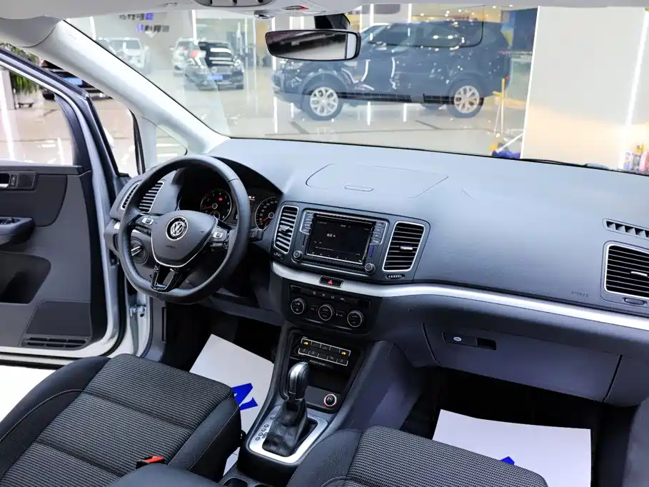 Volkswagen Sharan — миниатюра 19