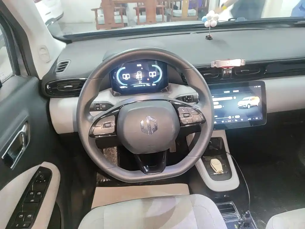 Leapmotor Leapmotor T03 — миниатюра 11