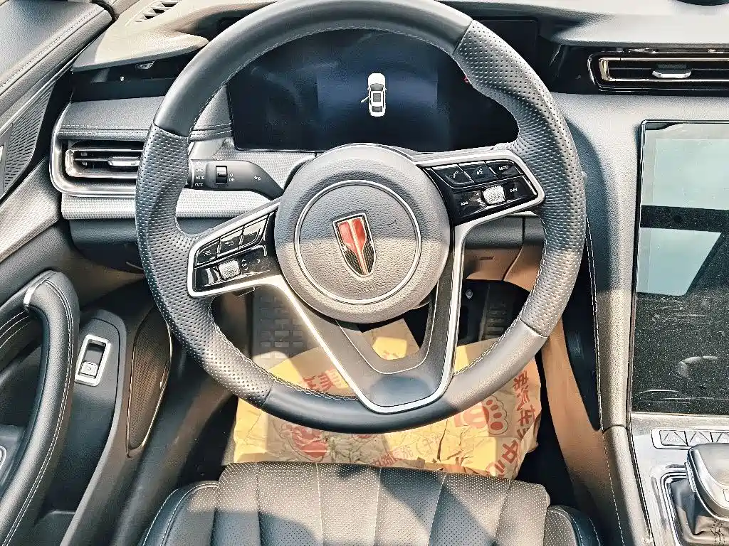Hongqi Hongqi H5 — миниатюра 6