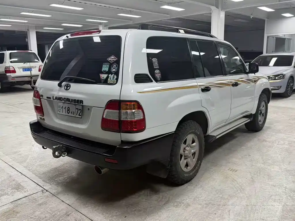 Toyota Land Cruiser — миниатюра 7