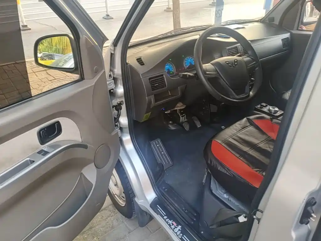 Wuling Wuling EV50 — миниатюра 16