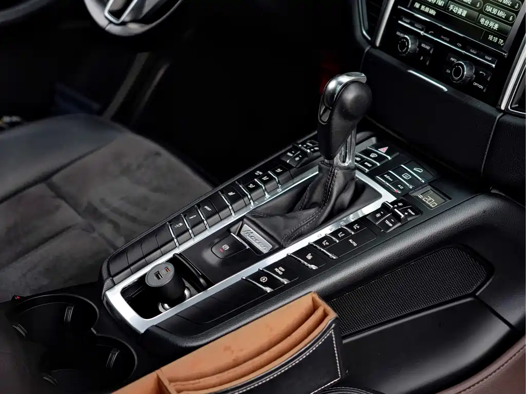 Porsche Macan — миниатюра 17