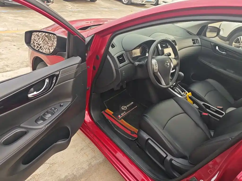 Nissan Tiida — миниатюра 16