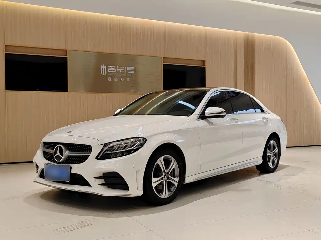 Mercedes-Benz C-Class 2021