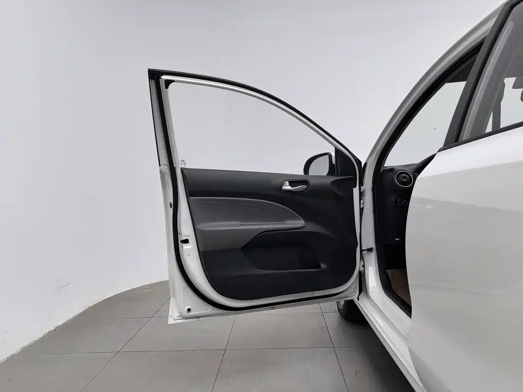 Kia Huanchi — миниатюра 8