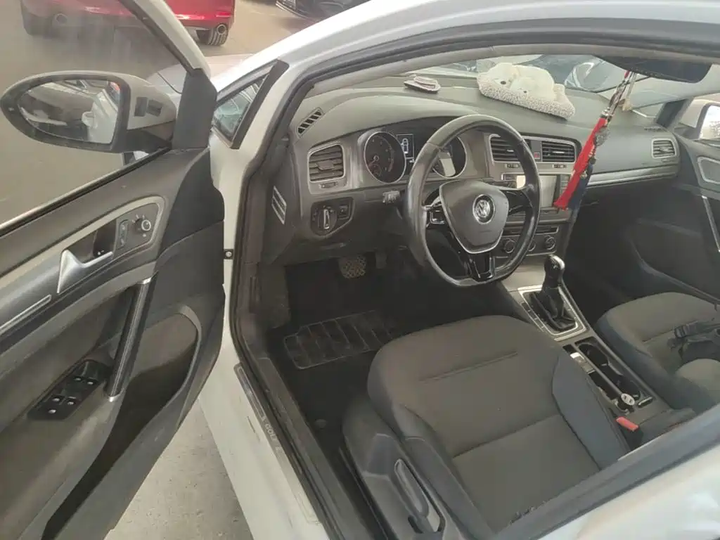 Volkswagen Golf — миниатюра 16