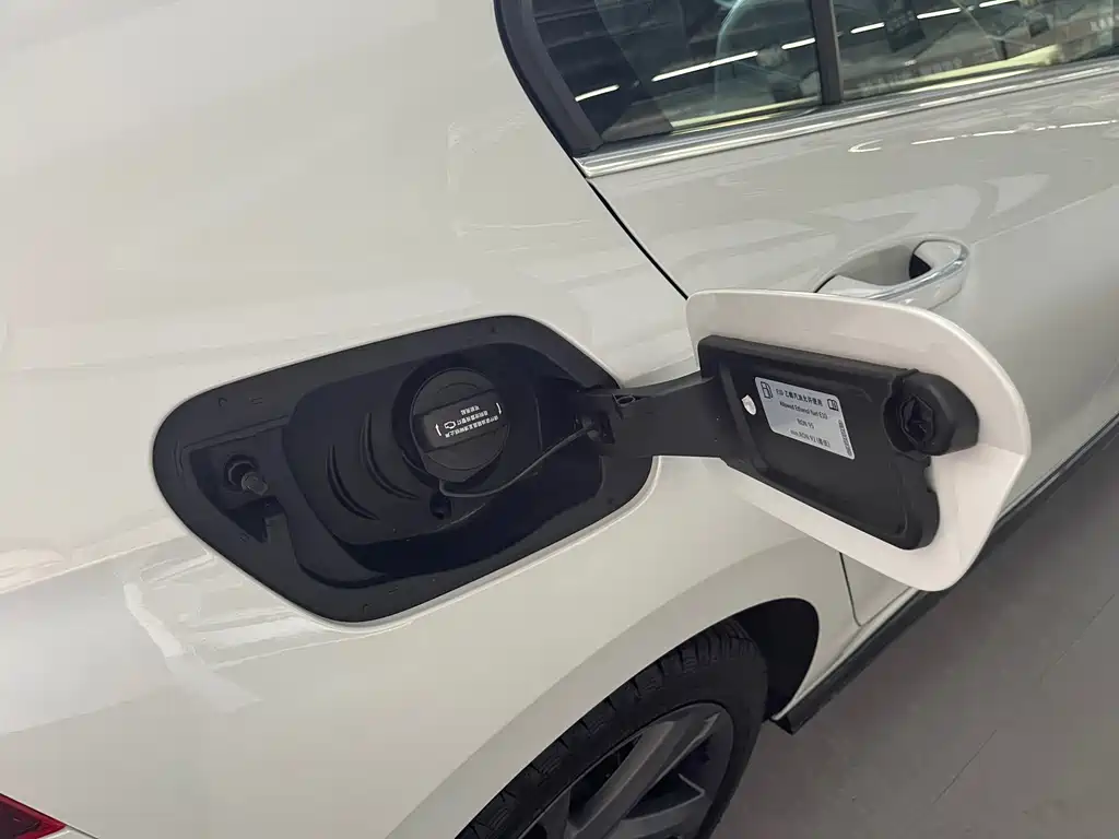 Volkswagen Golf — миниатюра 12